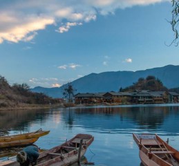 四川的山，是大地写给天空的狂草