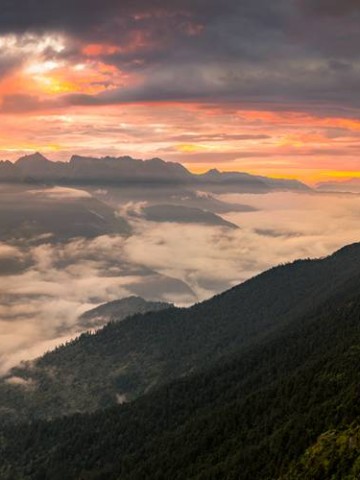 别死磕九寨沟了！四川这5个地方，才是本地人私藏的快乐老家