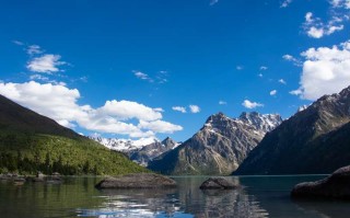 探索九寨沟的便捷之旅，动车出行攻略