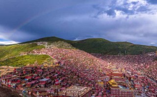 四川五日游，探索神秘巴蜀，体验蜀地文化