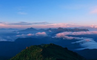 秋意浓情，四姑娘山的金色颂歌