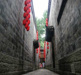 四川的大山，不是用来征服的，是用来走丢的