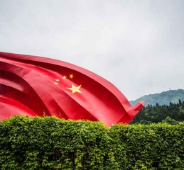 暑假去四川，我差点没被热*在成都街头